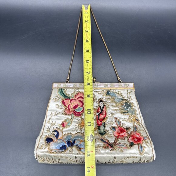 Vintage Geisha Embroidered Handbag Purse Floral Silk Chain Handle Mid Century - Picture 10 of 12